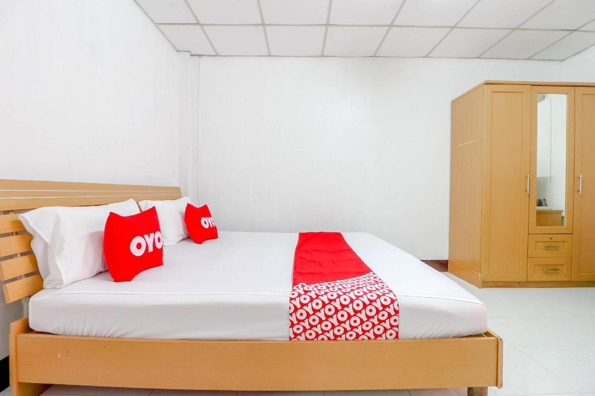 Oyo 525 Mrt Phetkasem 48-1 Place Khách sạn Bangkok