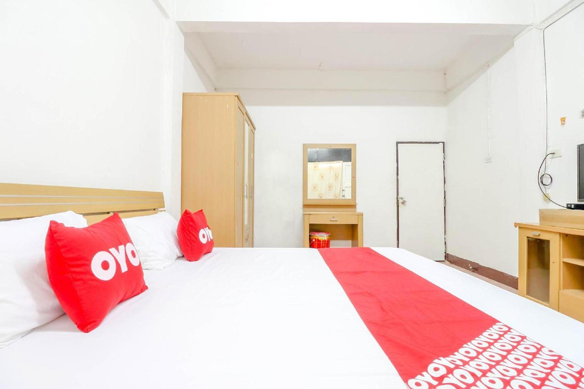 Oyo 525 Mrt Phetkasem 48-1 Place Khách sạn Bangkok